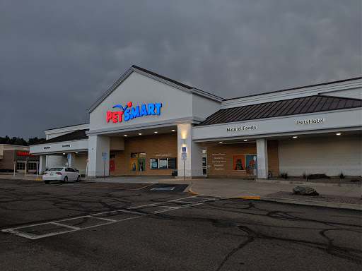 Shopping Mall «Highlands Ranch Shopping Center», reviews and photos, 9255 S Broadway, Highlands Ranch, CO 80129, USA