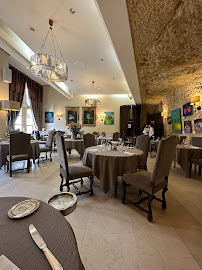 Atmosphère du Restaurant gastronomique Restaurant Le Château de Pray à Chargé - n°4