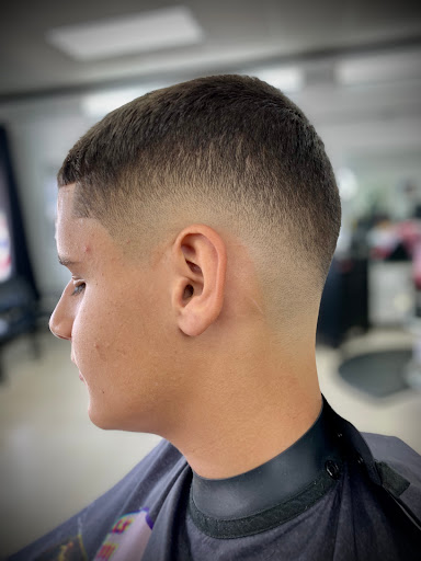 Barber Shop «New Era Barber Shop», reviews and photos, 405 Magnolia Ave, Auburndale, FL 33823, USA