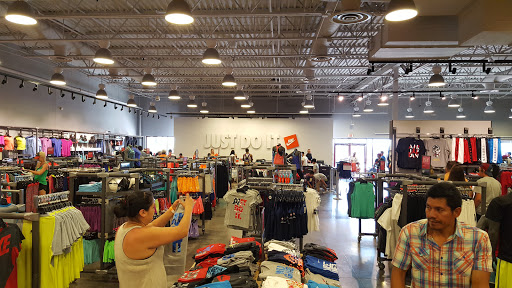 Sporting Goods Store «Nike Factory Store», reviews and photos, 5050 Factory Shops Blvd #905, Castle Rock, CO 80108, USA