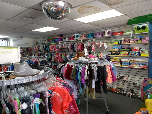 Consignment Shop «Reruns 4 Little Ones», reviews and photos, 8802 Rocky Creek Dr #104, Tampa, FL 33615, USA