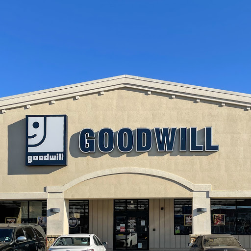 Goodwill Central Texas - North Lamar, 5555 N Lamar Blvd B100, Austin, TX 78751, Thrift Store