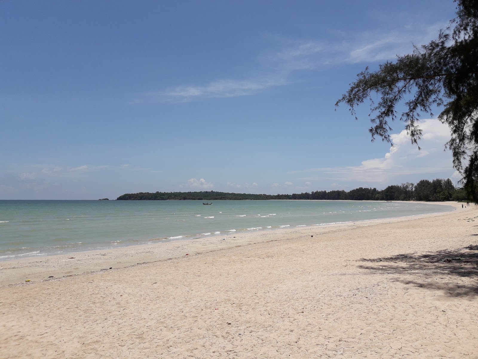 Ao Bo Mao Bay Beach'in fotoğrafı uzun koy ile birlikte