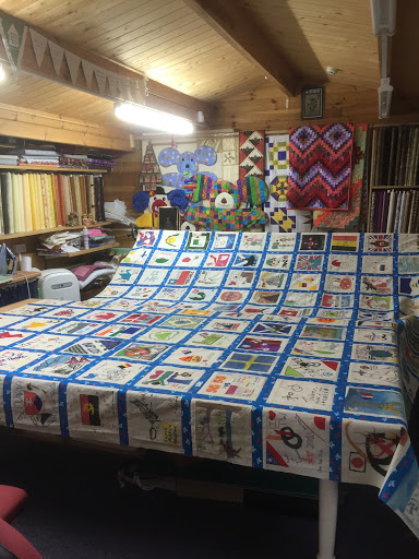 White Gables Patchwork Quilting/Longarm Quilting Service