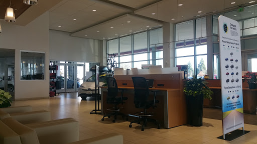 Toyota Dealer «Toyota of Corvallis», reviews and photos, 800 NW 5th St, Corvallis, OR 97330, USA