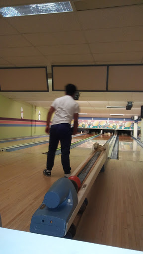 Bowling Alley «White Oak Bowling Lanes», reviews and photos, 11207 New Hampshire Ave, Silver Spring, MD 20904, USA