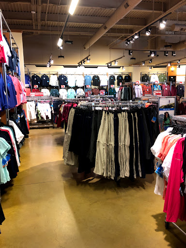 Sportswear Store «Columbia Sportswear Outlet Store at Outlets at Anthem», reviews and photos, 4250 W Anthem Way, Phoenix, AZ 85086, USA