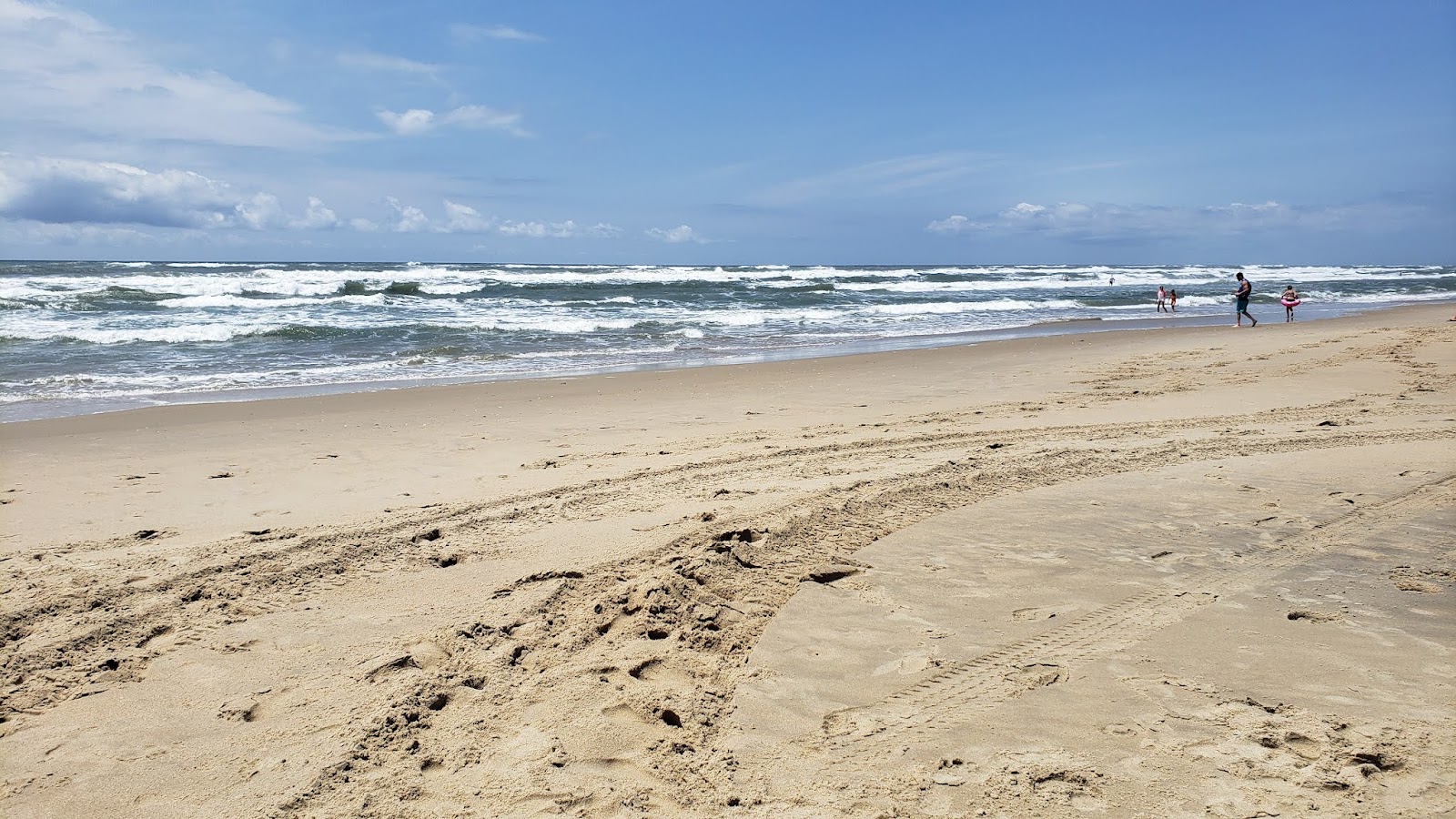 Foto de Carova beach con recta y larga