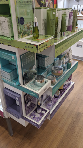 Hair Salon «Ulta Beauty», reviews and photos, 1480 Highlands Dr NE, Issaquah, WA 98029, USA