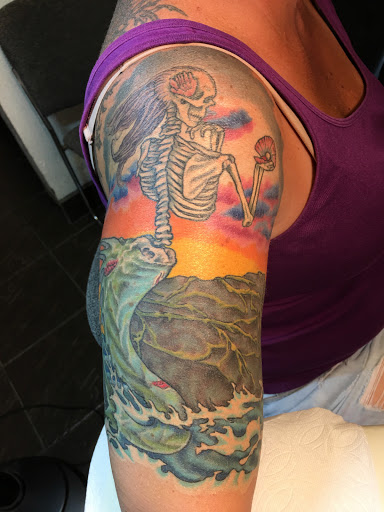 Tattoo Shop «Raygun Tattoo», reviews and photos, 34053 La Plaza, Dana Point, CA 92629, USA