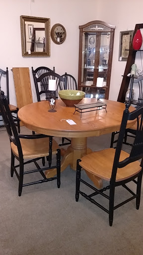 Consignment Shop «What A Find», reviews and photos, 154 Huttleston Ave, Fairhaven, MA 02719, USA