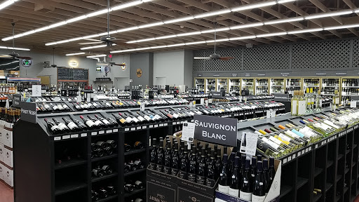 Liquor Store «Poplar Pike Liquors», reviews and photos, 9330 Poplar Pike, Germantown, TN 38138, USA