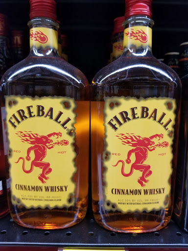 Liquor Store «Gold Crown Liquors Store», reviews and photos, 3425 N Clark St, Chicago, IL 60657, USA