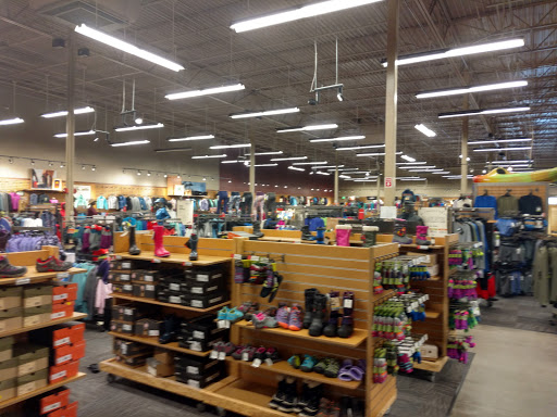 Camping Store «REI», reviews and photos, 1165 Perimeter Center W #200, Atlanta, GA 30338, USA