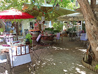 Atmosphère du Restaurant La Table du Meunier à Fontvieille - n°17