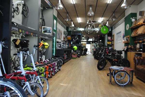 Imagen de Urban Fun Bicicletas Electricas Barcelona - Brompton (2 de 8)
