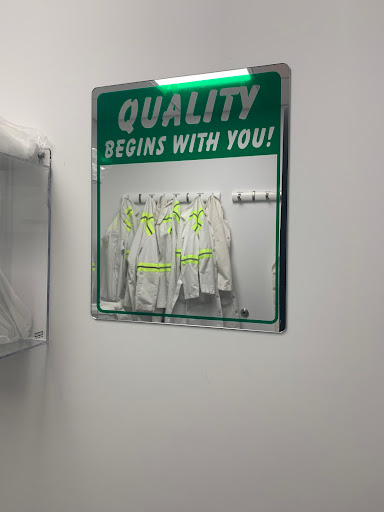 Cosmetics Store «Estee Lauder», reviews and photos, 350 S Service Rd, Melville, NY 11747, USA