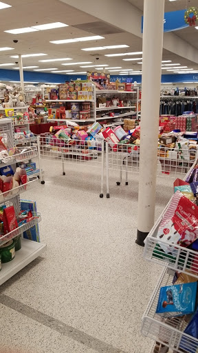 Clothing Store «Ross Dress for Less», reviews and photos, 300 NW Eastman Pkwy, Gresham, OR 97030, USA