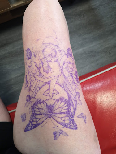 Comments and reviews of Dark Crow Tattoo