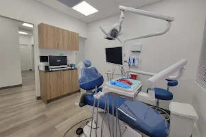 Primary Dental Partners Lauderhill / Mendez Medical and Dental Center image