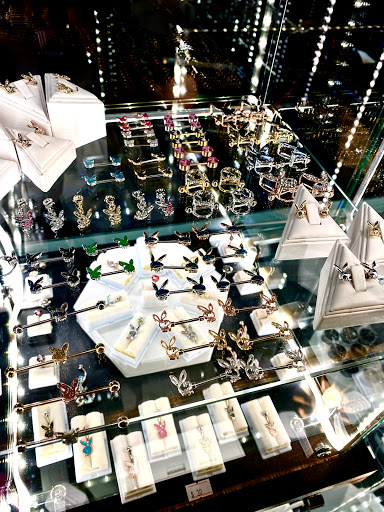 Tattoo Shop «Pare Eddie Tattoo & Piercing Salon», reviews and photos, 14181 Newport Ave e, Tustin, CA 92780, USA