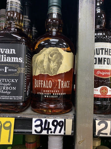 Liquor Store «Cortelyou Wine & Liquor Co», reviews and photos, 1524 Cortelyou Rd, Brooklyn, NY 11226, USA