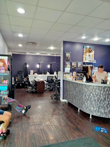 Hair Salon «Bella Bronze Hair Salon and Tanning Studio», reviews and photos, 1486 N Portage Path, Akron, OH 44313, USA