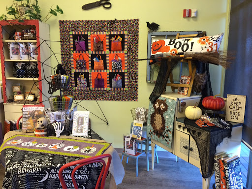 Quilt Shop «Quiltique», reviews and photos, 213 N Stephanie St, Henderson, NV 89074, USA