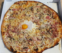 Plats et boissons du Pizzas à emporter Pizza Napoli Toul - n°3