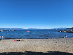 Foto von Carnelian West Beach und die siedlung