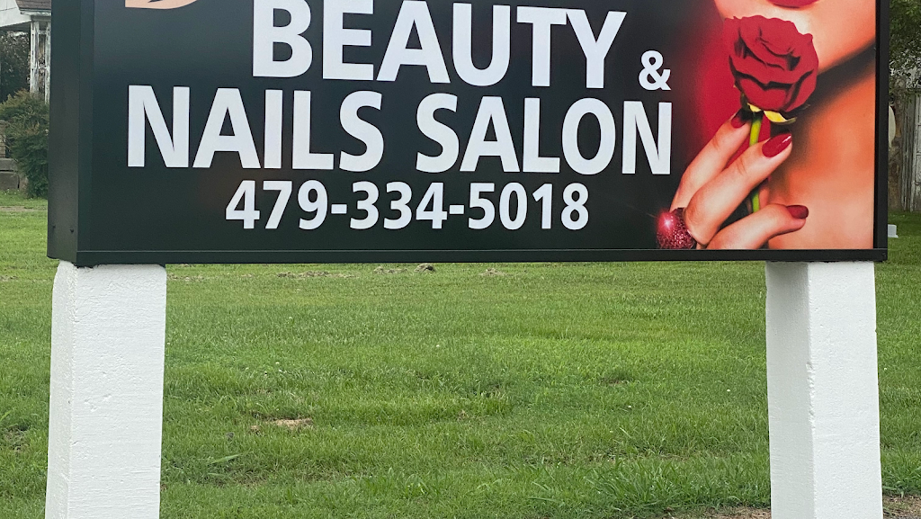 Davila’s Beauty & Nails Salons 72764