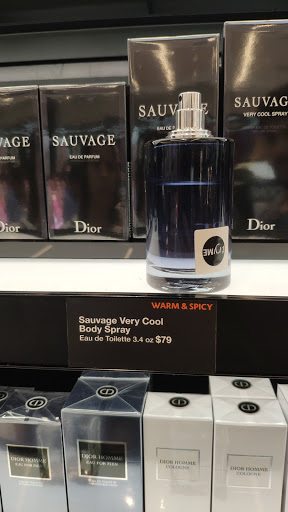 Cosmetics Store «SEPHORA», reviews and photos, 721 Collins Ave, Miami Beach, FL 33139, USA