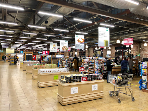 Grocery Store «Whole Foods Market», reviews and photos, 465 S Arroyo Pkwy, Pasadena, CA 91105, USA