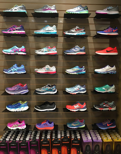 Running Store «Fleet Feet Sports», reviews and photos, 2130 W Poplar Ave, Collierville, TN 38017, USA