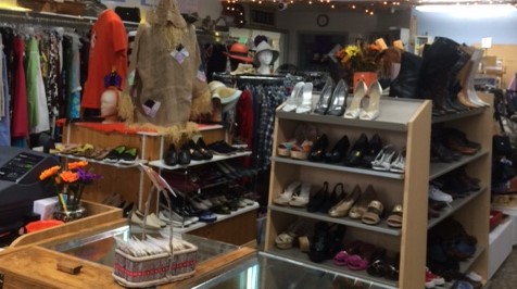 Thrift Store «Nifty Thrifty Thrift Store», reviews and photos, 826 W Railroad Ave, Shelton, WA 98584, USA