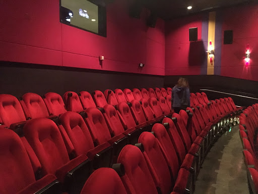 Movie Theater «Regal Cinemas Village Square 18», reviews and photos, 9400 W Sahara Ave, Las Vegas, NV 89117, USA