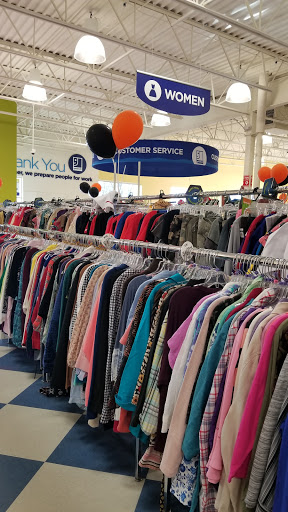 Thrift Store «Goodwill - Maple Grove: Circle North», reviews and photos, 13605 80th Cir N, Maple Grove, MN 55311, USA