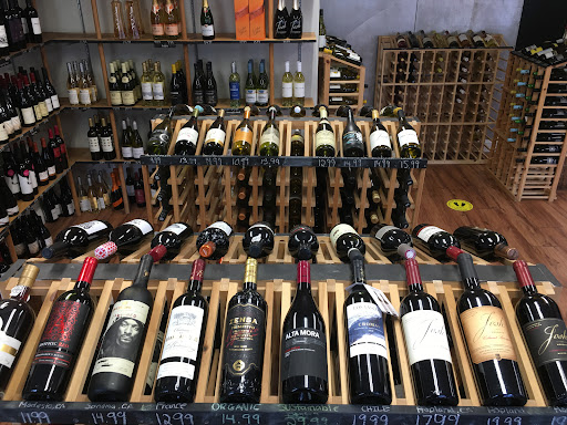 Liquor Store «The Liquor Lad», reviews and photos, 17 Burlington Rd, Harwinton, CT 06791, USA