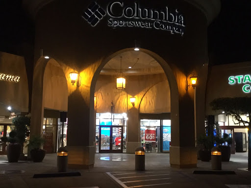 Sportswear Store «Columbia Sportswear Outlet Store at Cabazon Outlets», reviews and photos, 48750 Seminole Dr, Cabazon, CA 92230, USA