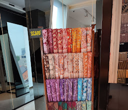 Batik Benang Raja photo