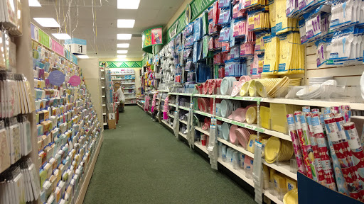 Dollar Store «Dollar Tree», reviews and photos, 10600 France Ave S, Bloomington, MN 55431, USA