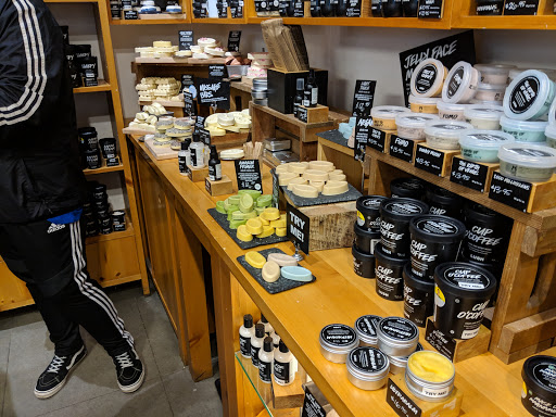 Cosmetics Store «Lush», reviews and photos, 311 Daniel Webster Hwy, Nashua, NH 03060, USA