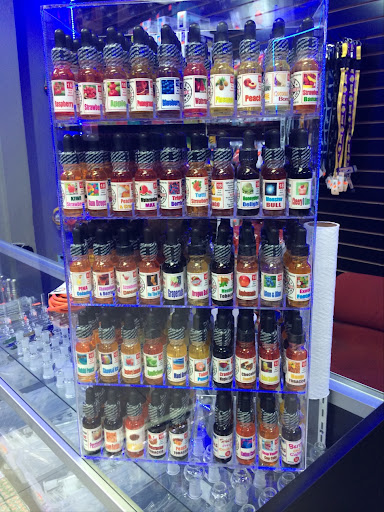 Tobacco Shop «Hickory Smoke Shop», reviews and photos, 720 E First St, Santa Ana, CA 92701, USA