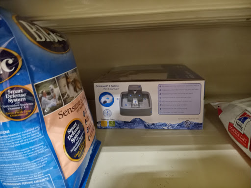 Pet Supply Store «PetSmart», reviews and photos, 1203 N Landing Way, Renton, WA 98057, USA