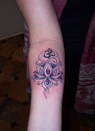 Explore tattoo ideas for biceps, creative tattoo ideas in Hebron, available at Explosive Ink Tattoo