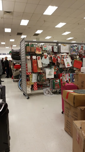 Department Store «Marshalls», reviews and photos, 1674 N Main St, Salinas, CA 93906, USA