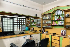 Novelty beauty salon image