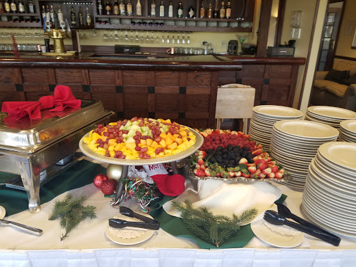 Country Club «La Crosse Country Club», reviews and photos, 300 Marcou Rd, Onalaska, WI 54650, USA