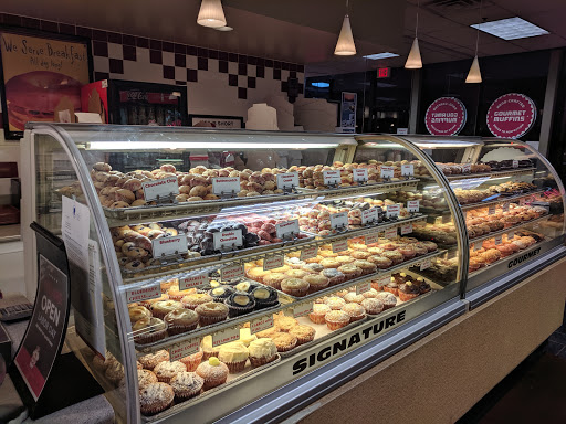 9800 Shelbyville Rd, Louisville, KY 40223, USA