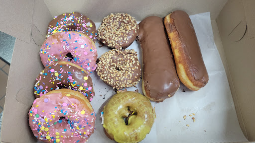 Donut Shop «Friendly Donut & Yogurt Shop», reviews and photos, 4442 E Chapman Ave, Orange, CA 92869, USA